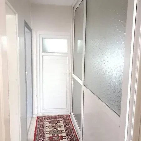 Lara Plaj Yakin Aileler Icin 1+1 Muekemmel * Antalya